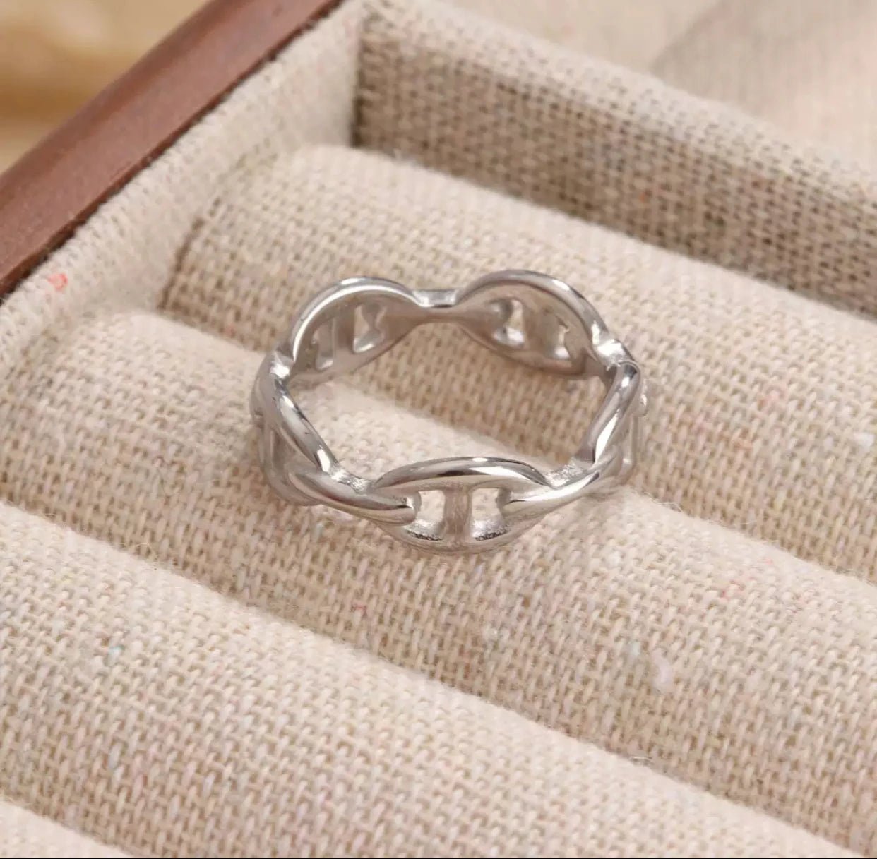 ZEYA - Elaine Irregular Shaped Ring