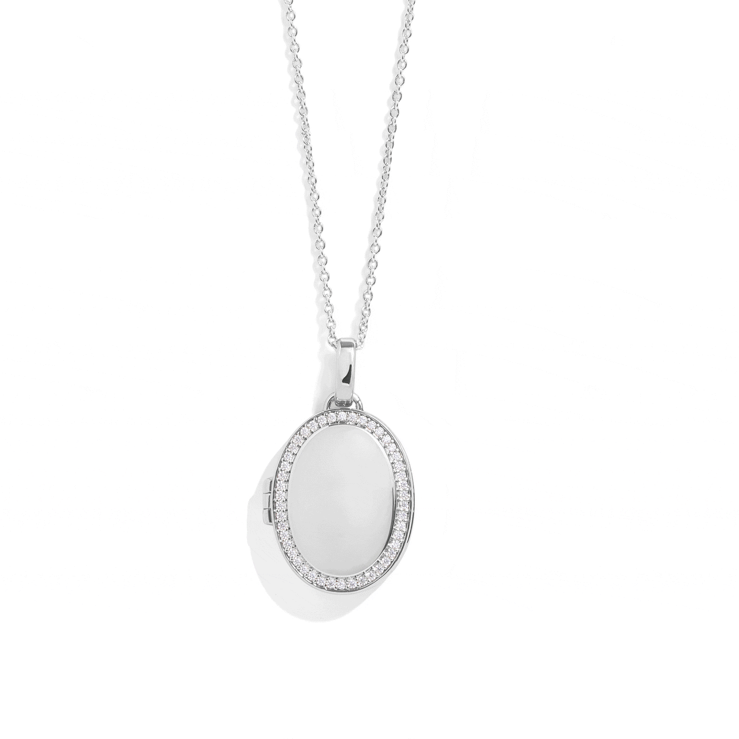 Collier médaillon en or gravé sur mesure - Bijou souvenir personnalisé avec photo