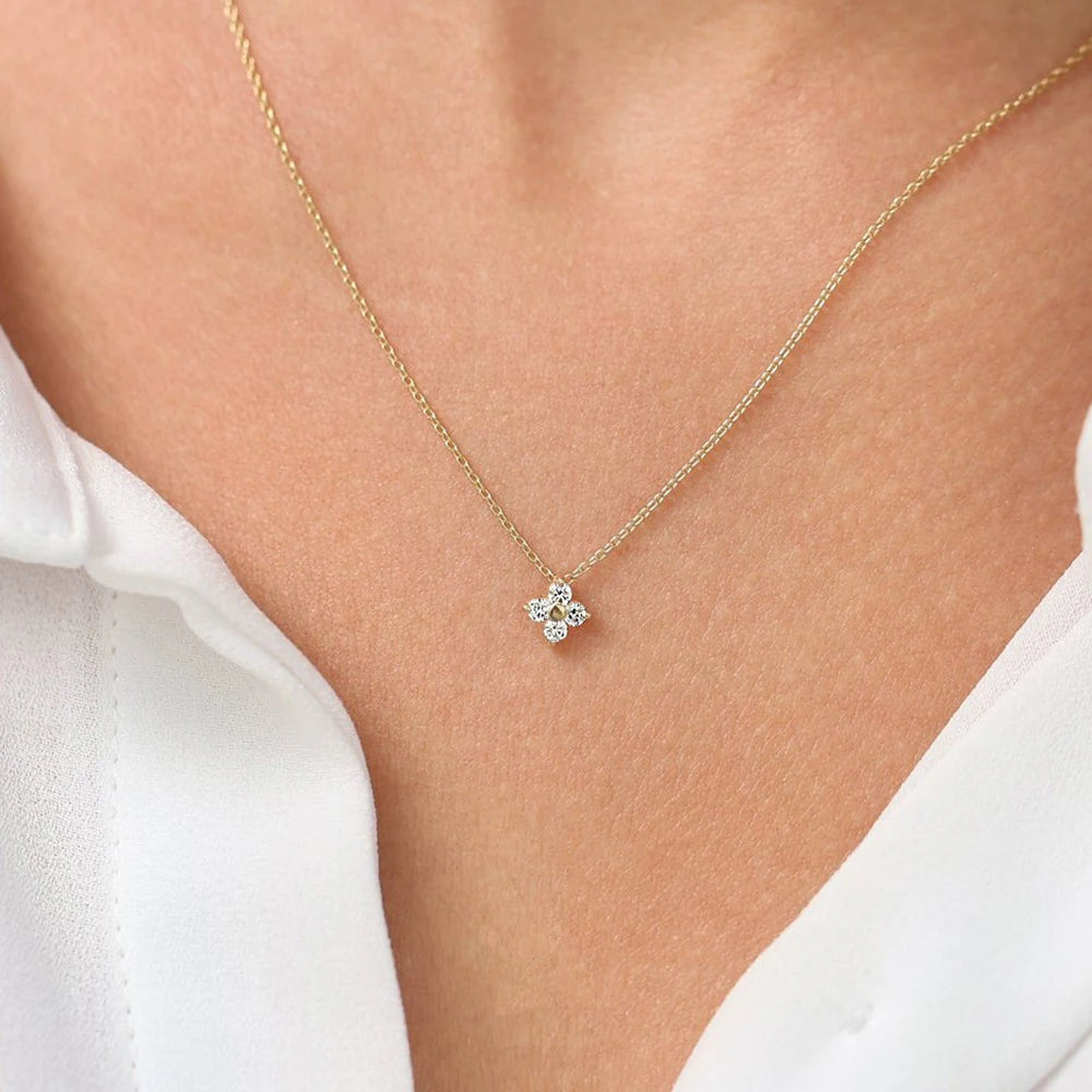 Collier Anna à quatre pétales