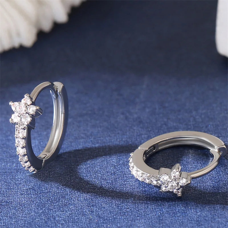 Edelstahl Stern Creolen Ohrringe mit Zirkonia Akzenten für Unisex Stil