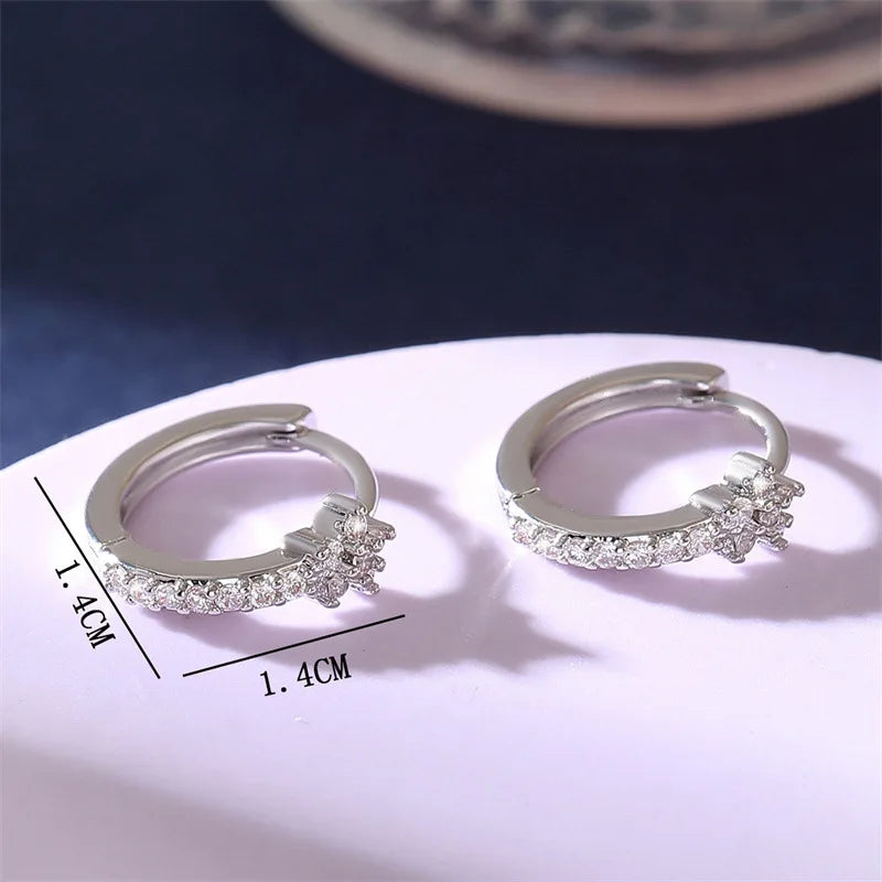Edelstahl Stern Creolen Ohrringe mit Zirkonia Akzenten für Unisex Stil