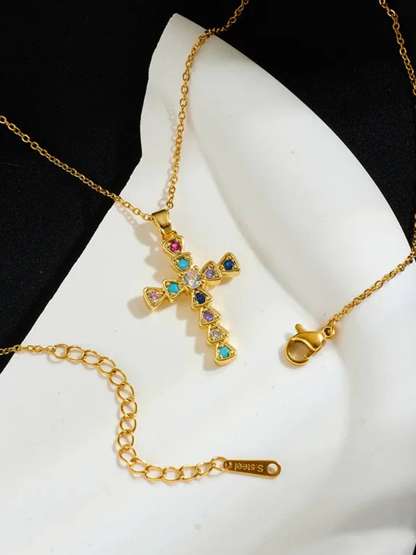 Collana con pendente in zircone Lucy